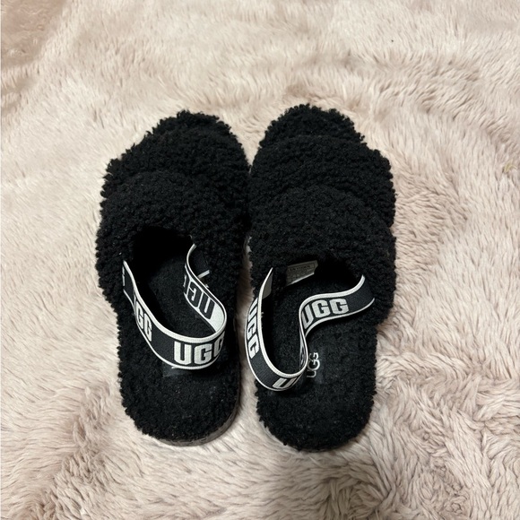 UGG Black Fluffy Slippers - Picture 1 of 14